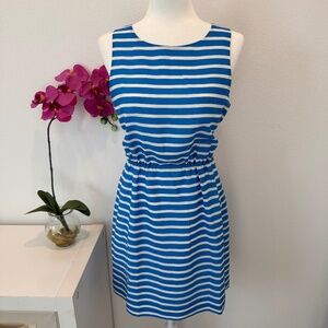 J Crew Women’s Dress blue & White sleeveless sheath dress waist defined size 6